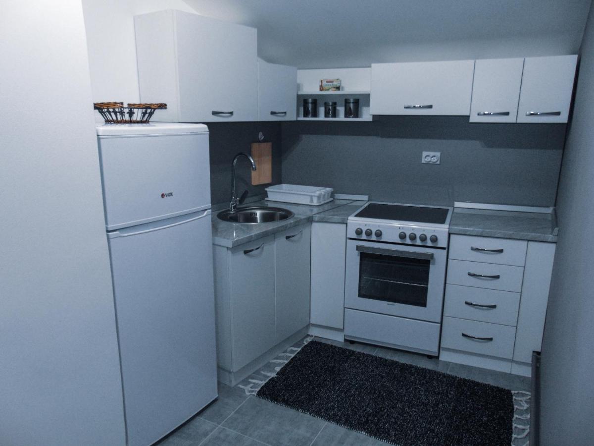 Stan Na Dan - Apartman Djordjevic Враня Екстериор снимка