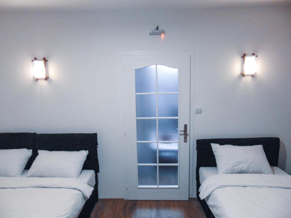 Stan Na Dan - Apartman Djordjevic Враня Екстериор снимка