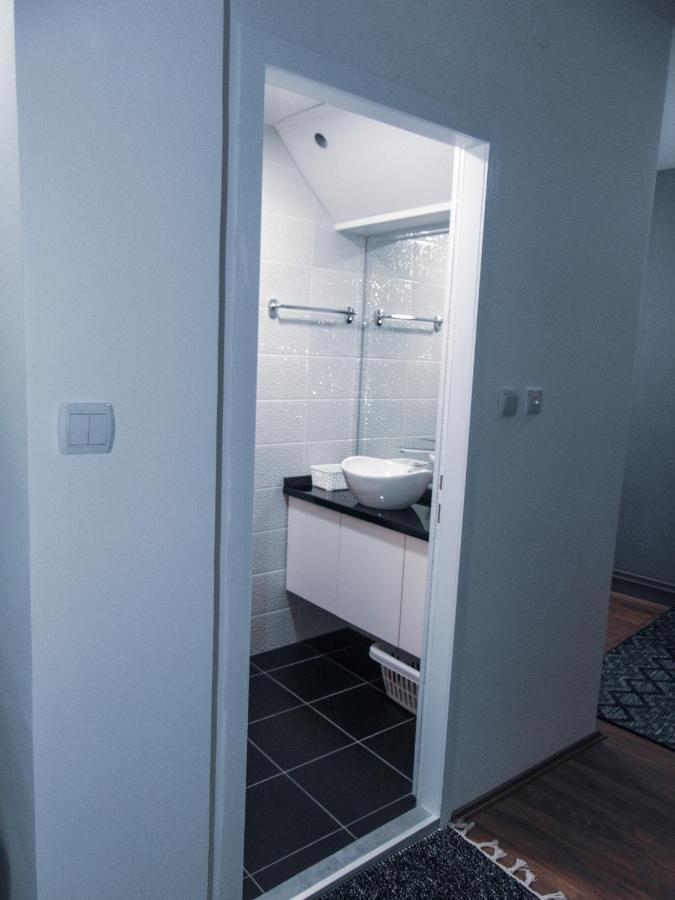 Stan Na Dan - Apartman Djordjevic Враня Екстериор снимка